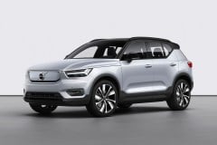 Volvo XC40 Recharge P8 AWD in Glacier Silver