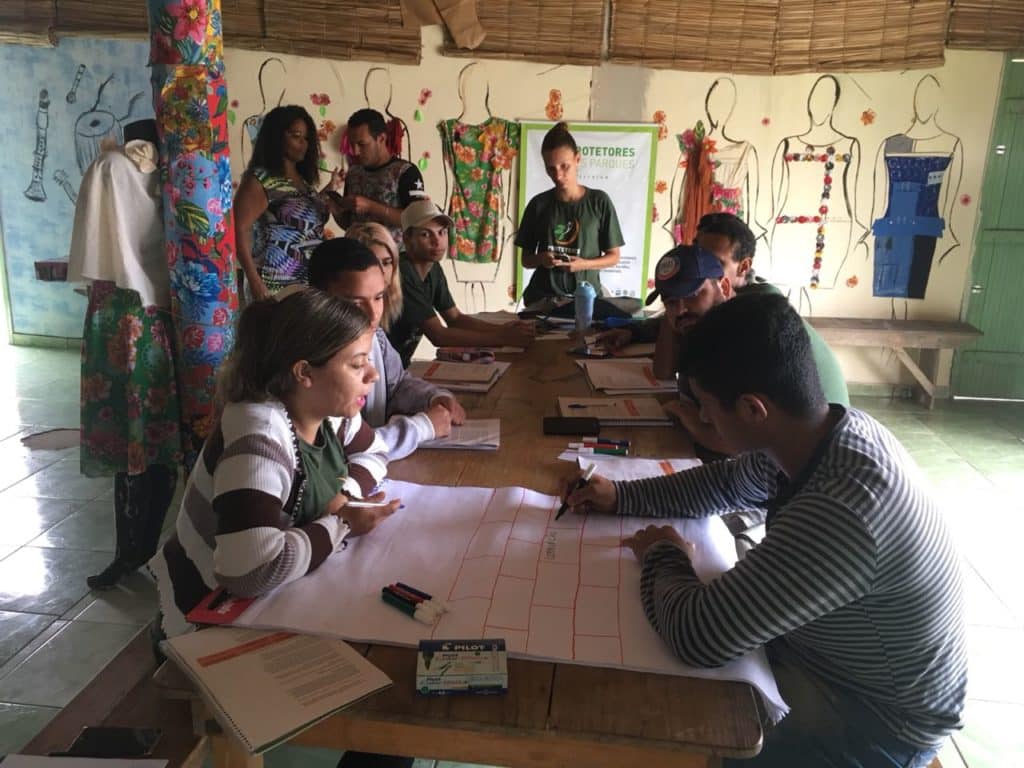 Ecomoda realiza&nbsp;formatura&nbsp;de 160 alunos em quatro cidades do estado neste mês