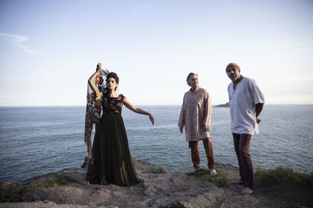 Bianca Gismonti homenageia o&nbsp;pai no Rio Montreux Jazz Festival