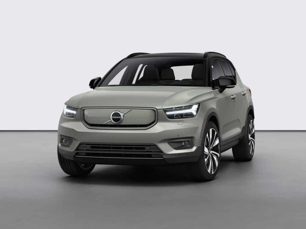 Volvo Cars lança o XC40 Recharge, seu primeiro veículo 100% elétrico, como parte da nova linha de carros eletrificados