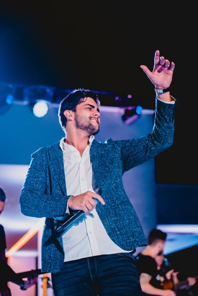 Danilo Bottrel é atração no Aparecida Sertaneja de hoje