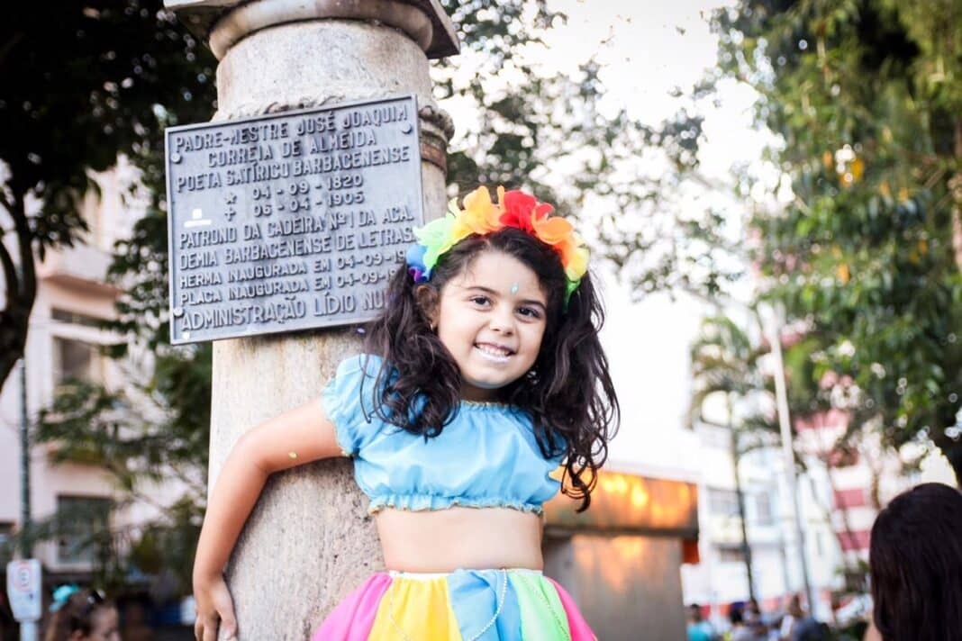 Marcelle Loschi entrevista ao canal Estrelas do Cineplaneta