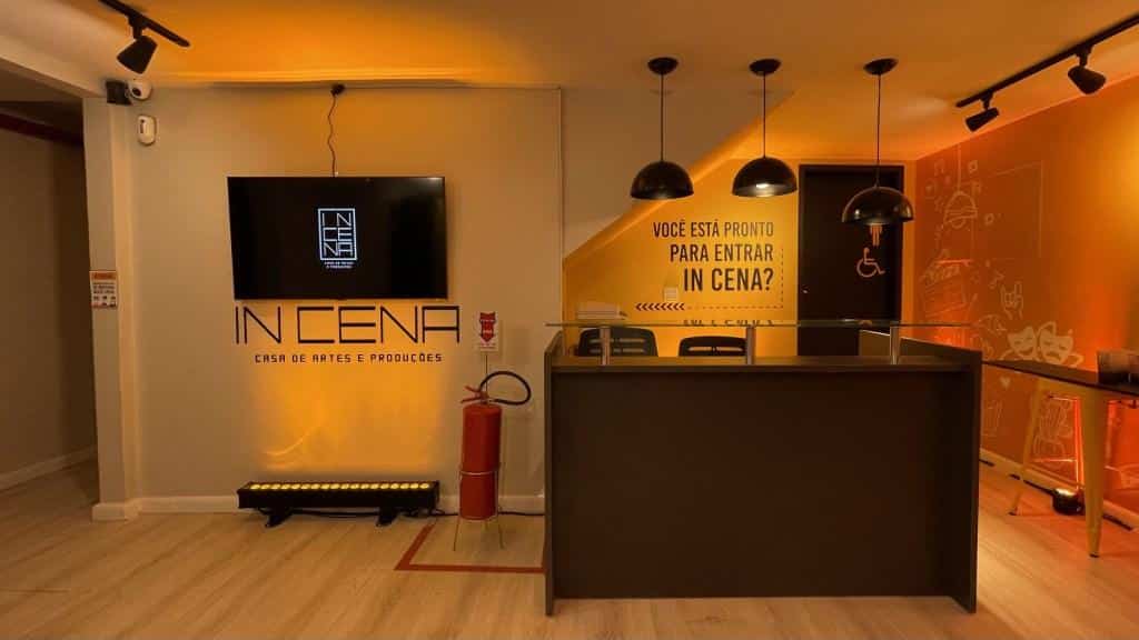 In Cena, novo espaço para aprendizado e prática das artes cênicas,