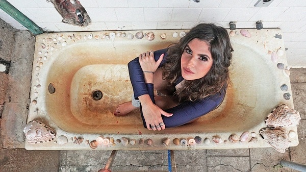 Roberta Spindel lança “ALMA ÁGUA”