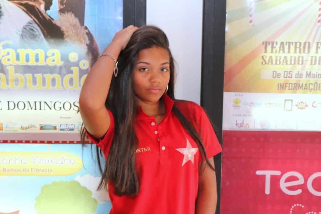 Esther Ferreira de Oliveira destaque do Cine Estrelas