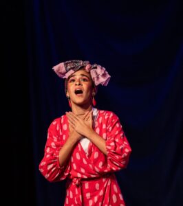 Rafaela Ferreira Almeida entrevista ao Cineplaneta