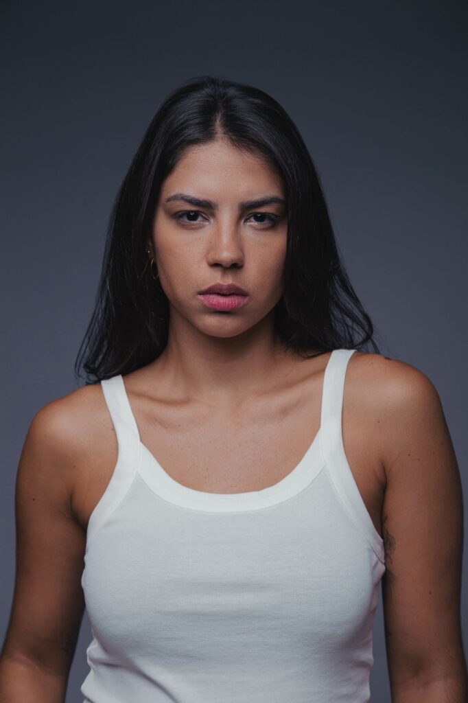 Thati Soares a Fantine de Os Miseráveis da Fazart