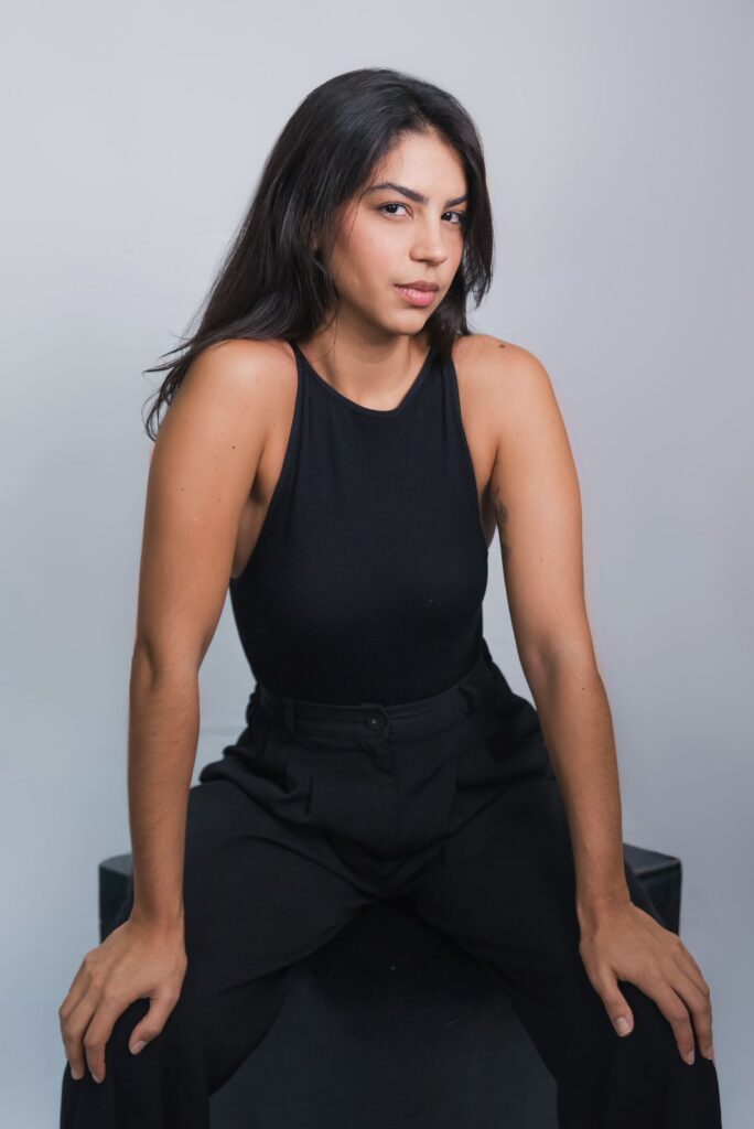 Thati Soares a Fantine de Os Miseráveis da Fazart