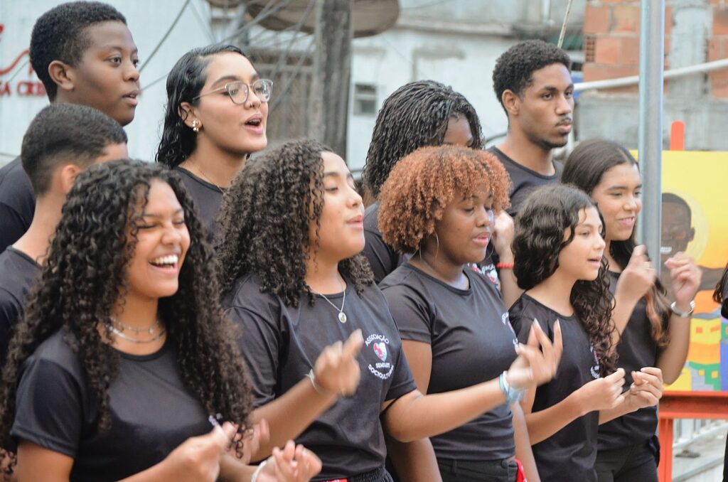 Associação Cultural Semearte resgatando vidas através da arte