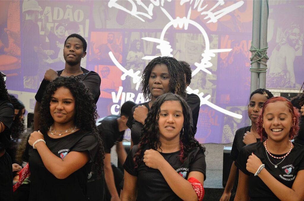 Associação Cultural Semearte resgatando vidas através da arte