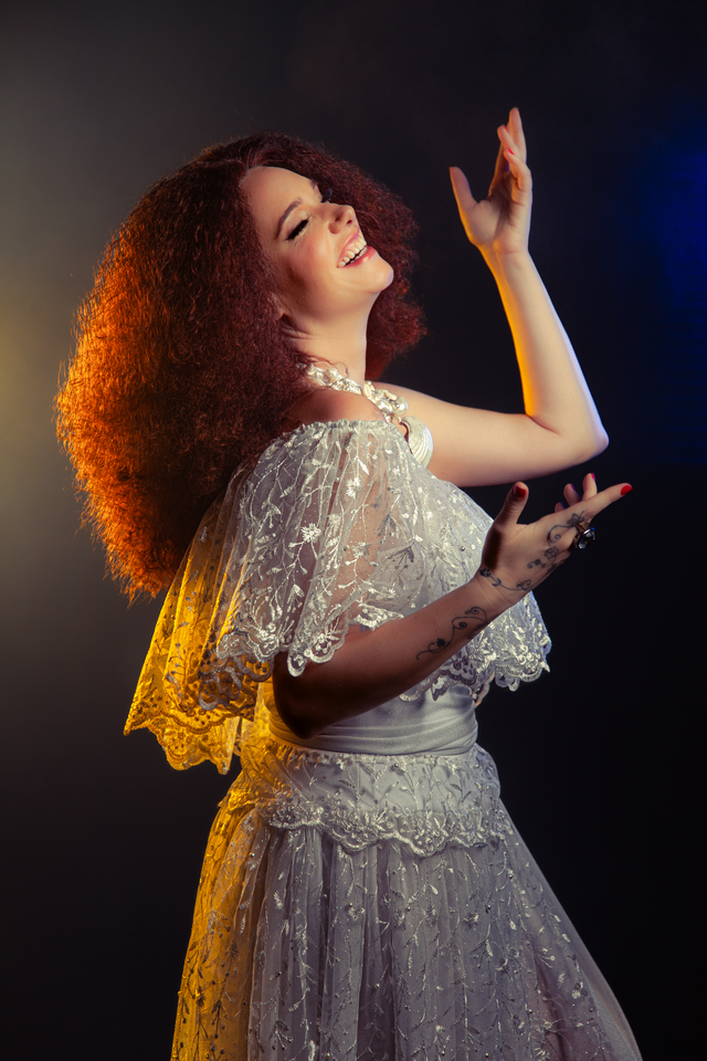 Branka canta Clara homenageia Clara Nunes e o samba em sua escola de coração!
