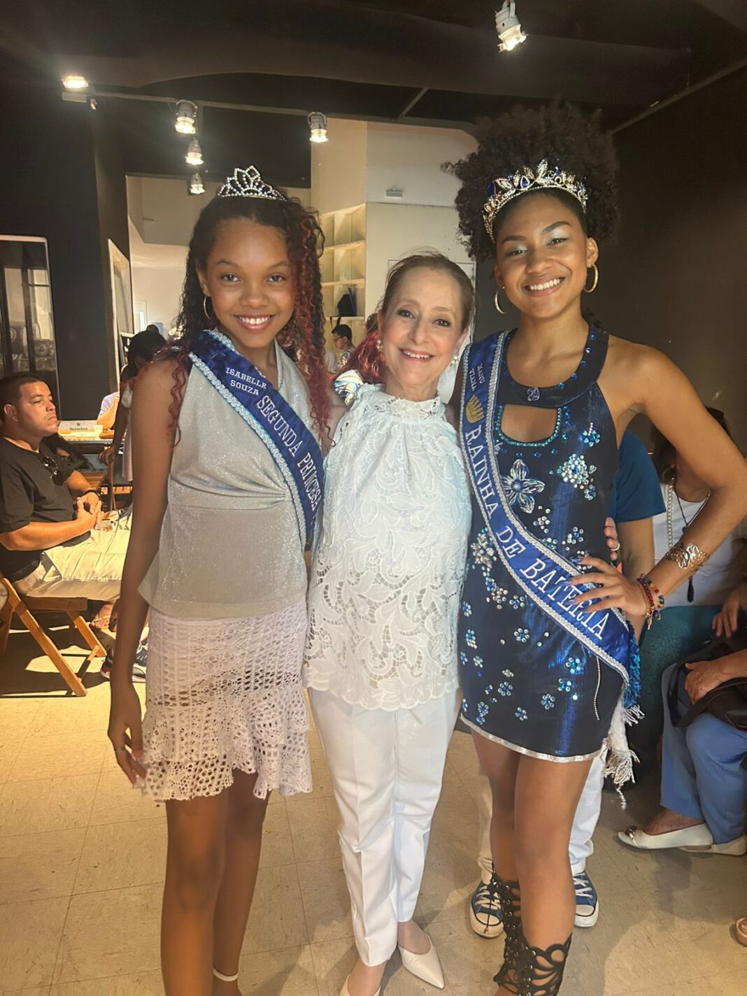 Ana Botafogo Brilha Inocentes da Caprichosos Anuncia Homenagem no Carnaval 2026