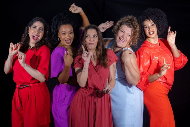 "Fala Sério, Mãe!": O Fenômeno de Thalita Rebouças Chega ao Roxy em um Inesquecível Musical de Comédia para a Família!
