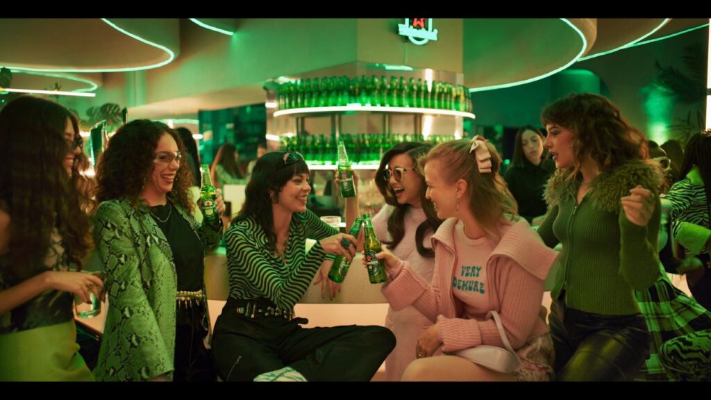 Campanha Algoritmo da Heineken criada pela LePub questiona bolhas sociais e algoritmos